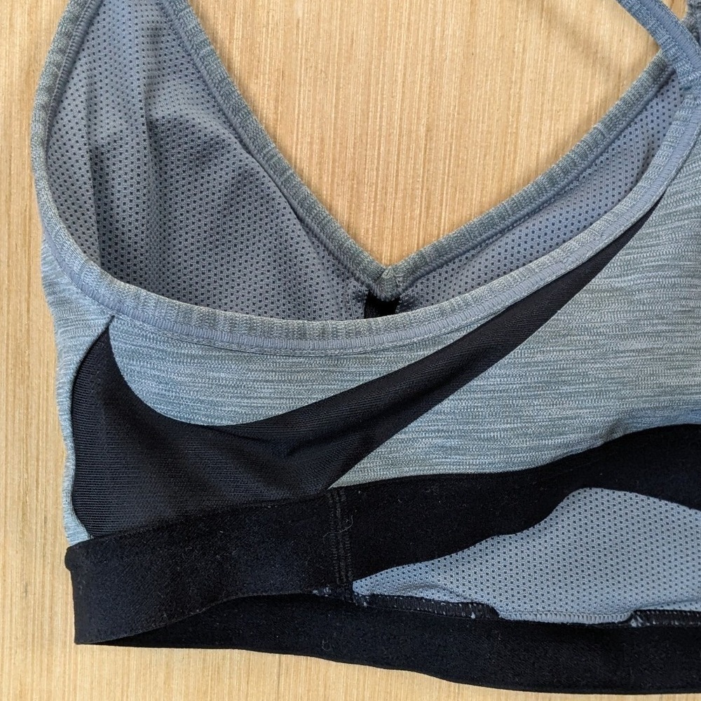 Nike Dri-FIT Women Gray Heathered Adjustable Strap Sports Bra Medium Active Gym - Picture 5 of 7